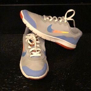 Nike Flex sneakers. Girls Youth size 4.5